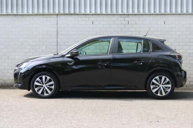 Peugeot 208 (2021) thumbnail 2
