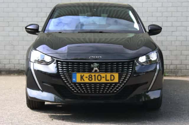 Peugeot 208 (2021) thumbnail 4