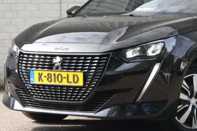 Peugeot 208 (2021) thumbnail 5