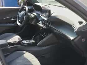 Peugeot 2008 (2025) thumbnail 9
