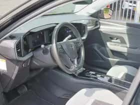 Opel Mokka-e (2022) thumbnail 12