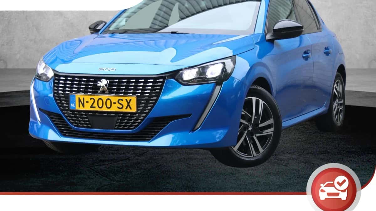 Peugeot 208 (2022) — foto 1
