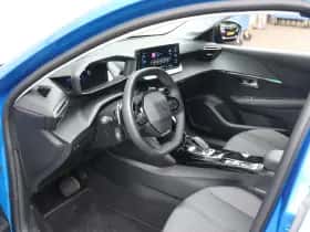 Peugeot 208 (2022) thumbnail 11