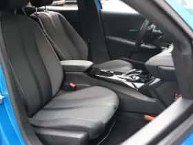 Peugeot 208 (2022) thumbnail 10