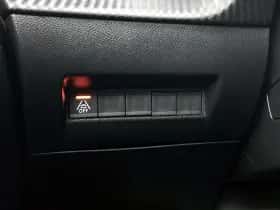 Peugeot 208 (2021) thumbnail 33