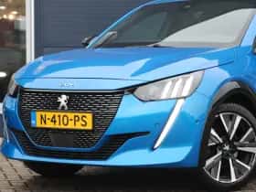 Peugeot 208 (2021) thumbnail 3