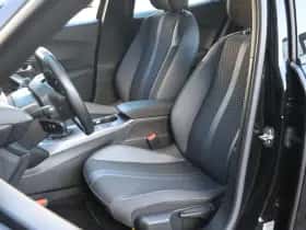 Peugeot 2008 (2021) thumbnail 12