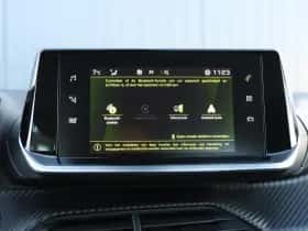 Peugeot 2008 (2021) thumbnail 26
