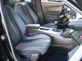 Peugeot 2008 (2021) thumbnail 10
