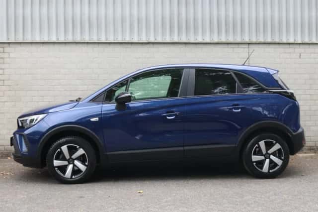 Opel Crossland (2023) thumbnail 2