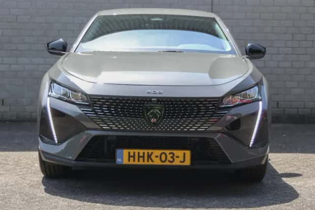 Peugeot 408 (2025) thumbnail 4
