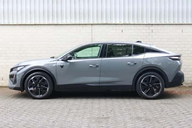 Peugeot 408 (2025) thumbnail 2