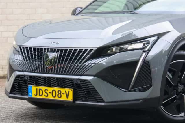 Peugeot 408 (2025) thumbnail 6