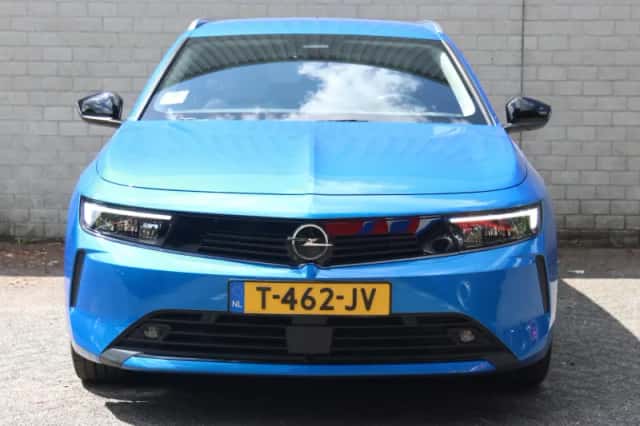 Opel Astra (2023) thumbnail 5