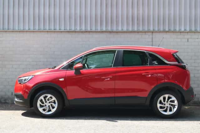 Opel Crossland X (2020) thumbnail 2