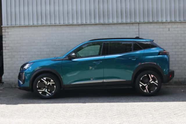 Peugeot 2008 (2025) thumbnail 2