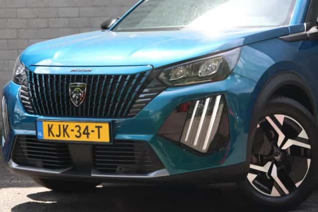 Peugeot 2008 (2025) thumbnail 6