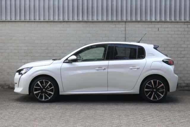Peugeot 208 (2021) thumbnail 2
