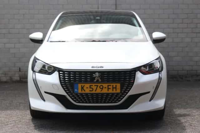 Peugeot 208 (2021) thumbnail 4