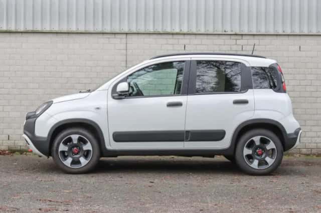 Fiat Panda (2023) thumbnail 2