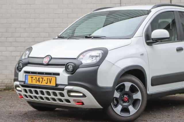 Fiat Panda (2023) thumbnail 6