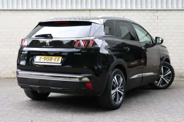 Peugeot 3008 (2021) thumbnail 2