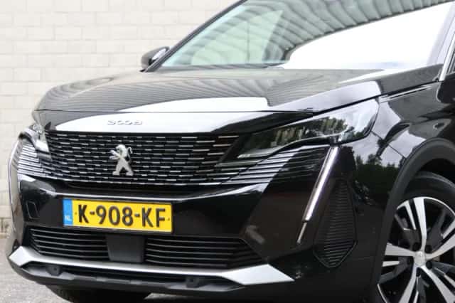 Peugeot 3008 (2021) thumbnail 3