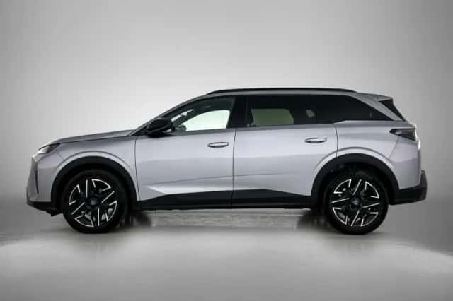Peugeot 5008 (2025) thumbnail 5