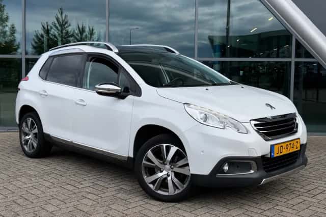 Peugeot 2008 (2016) thumbnail 4