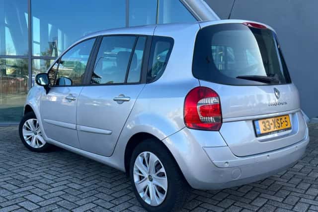Renault Grand Modus (2012) thumbnail 6