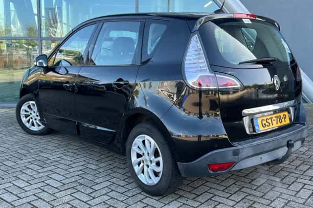 Renault Scénic (2013) thumbnail 6