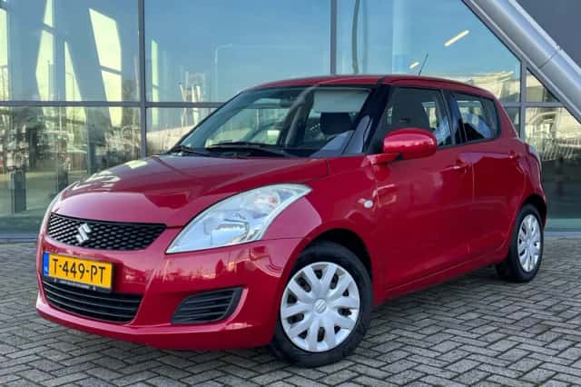 Suzuki Swift (2011) thumbnail 1