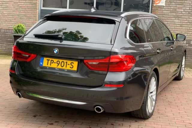 BMW 5-Serie (2018) thumbnail 3