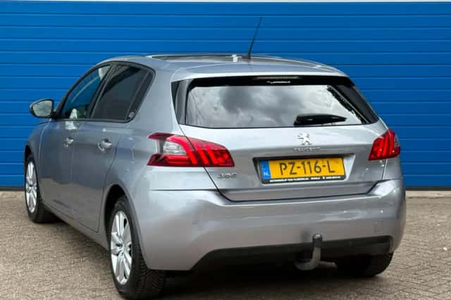 Peugeot 308 (2017) thumbnail 4