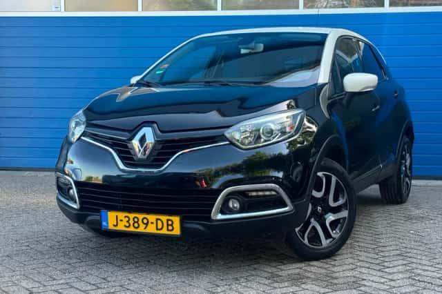 Renault Captur (2017) thumbnail 2