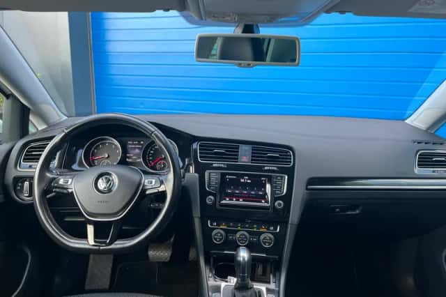 Volkswagen Golf (2014) thumbnail 6