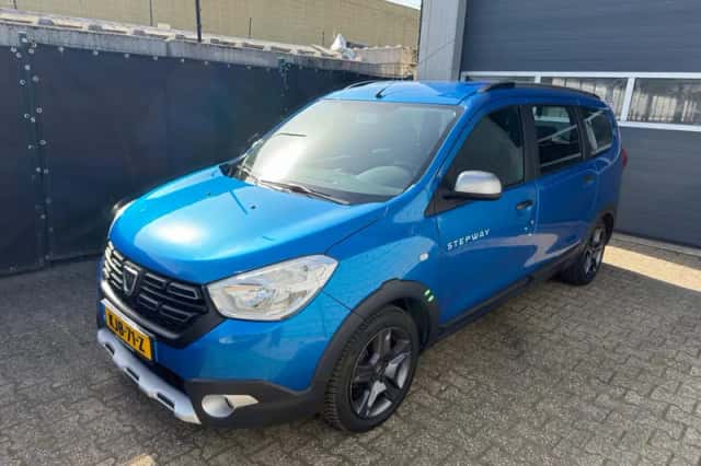 Dacia Lodgy (2017) thumbnail 1