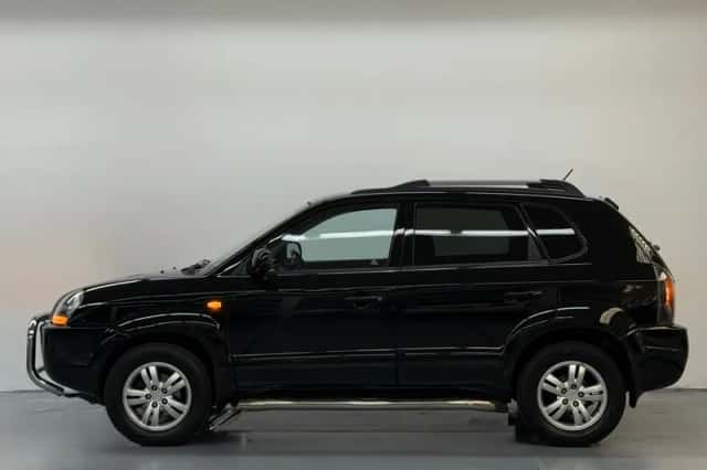 Hyundai Tucson (2008) thumbnail 5