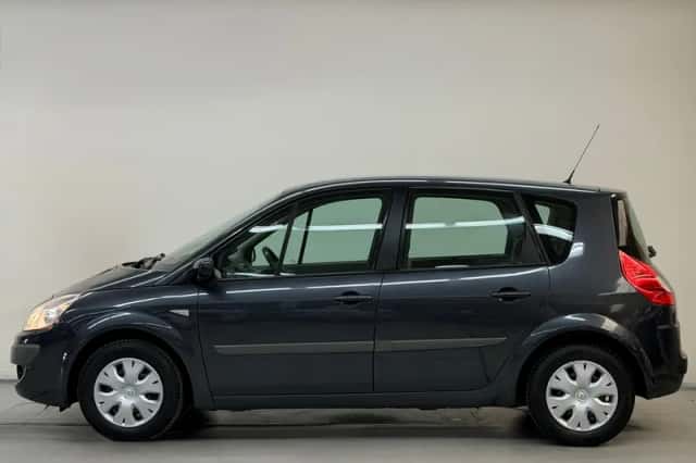 Renault Scénic (2007) thumbnail 4