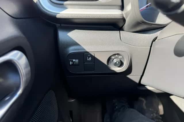 Citroën C3 (2018) thumbnail 6