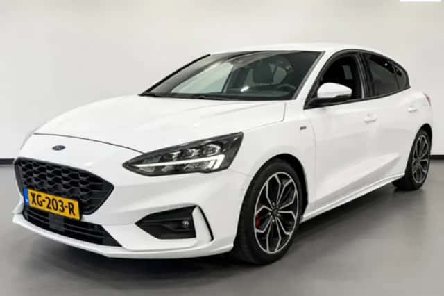 Ford Focus (2019) thumbnail 1