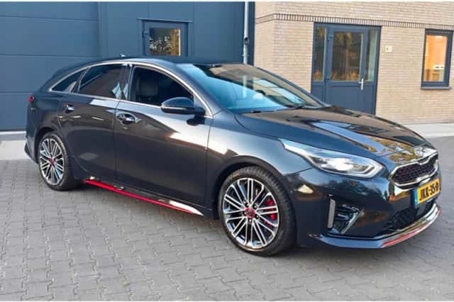 Kia Proceed (2019) thumbnail 4