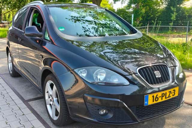 SEAT Altea XL (2011) thumbnail 3
