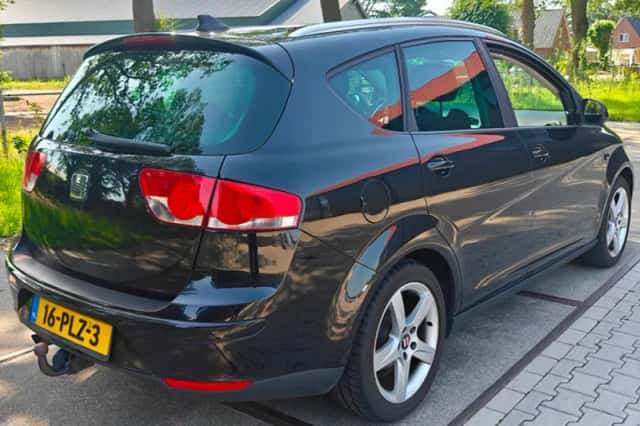 SEAT Altea XL (2011) thumbnail 5