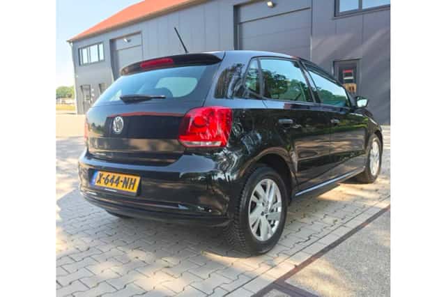 Volkswagen Polo (2009) thumbnail 6