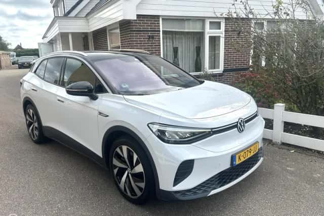 Volkswagen ID.4 (2020) thumbnail 6