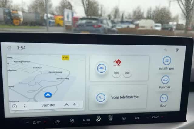 Ford Focus (2022) thumbnail 5