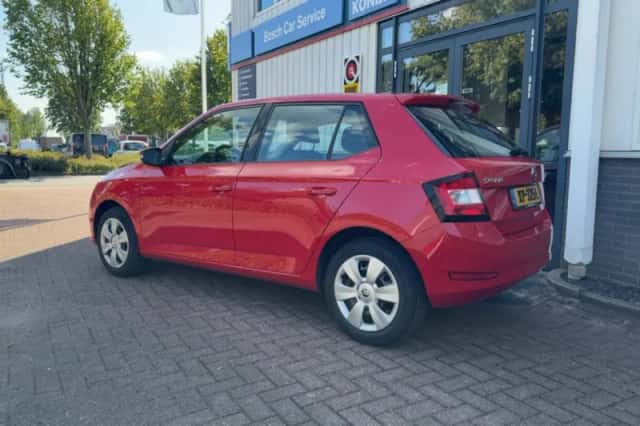 Škoda Fabia (2019) thumbnail 3