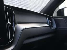 Volvo XC60 thumbnail 19