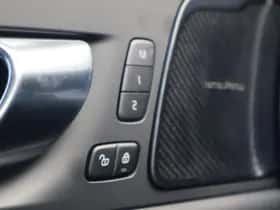 Volvo XC60 thumbnail 8